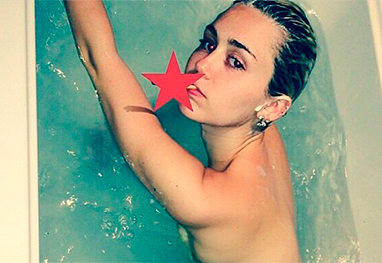 Miley Cyrus causa ao postar foto nua na banheira e com 