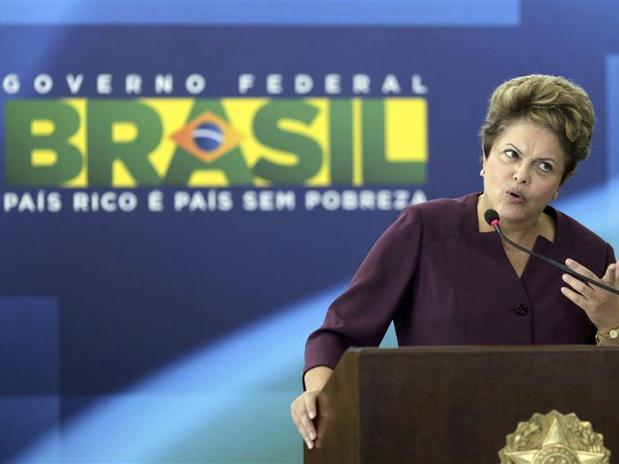 Dilma pede agilidade em logstica a novo ministro dos Transportes