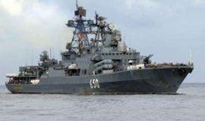 Trs navios russos de combate faro escala na Sria