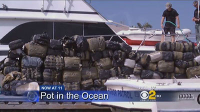 Polcia retira 4 toneladas de maconha achada boiando na costa da Califrnia