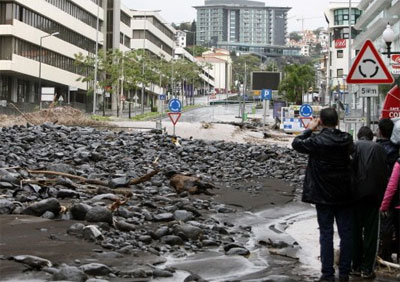 Chuvas provocam tragdia na ilha da Madeira 
