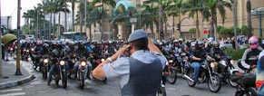 Protesto de motoboys complica trnsito