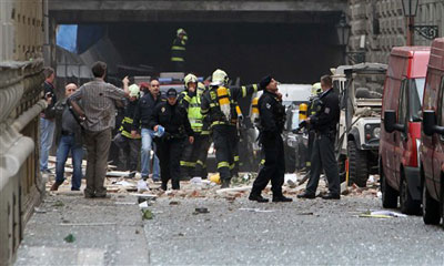 Exploso no centro de Praga deixa at 40 feridos