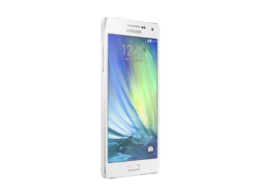 Samsung Galaxy A3, A5 e A7  Smartphones voltados para tirar