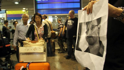 Agncias russas asseguram que Snowden no embarcou no avio que partiu para Cuba