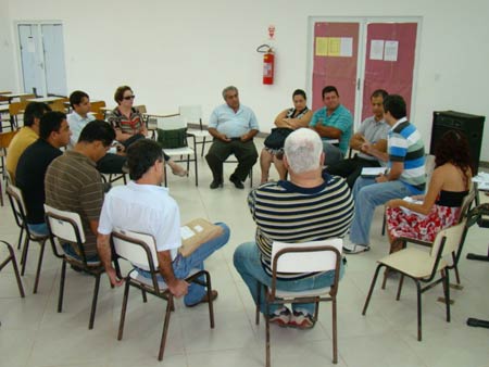 Secretrios de Maratazes se reunem para agilizar metas