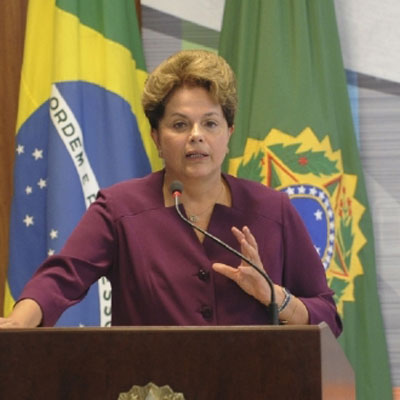 Governo federal vai se antecipar aos desastres naturais, diz Dilma