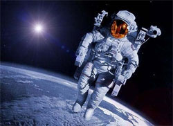 Astronautas do Atlantis fazem terceira caminhada espacial