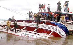 IML de Manaus confirma 17 mortes em naufrgio no AM