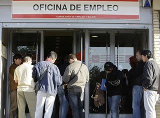 Governo divulga que 500 mil estrangeiros esto desempregados