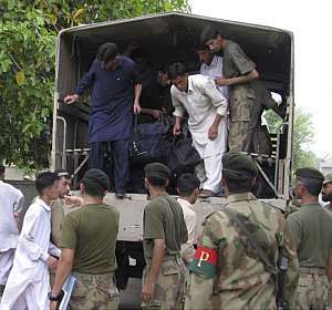 Paquisto resgata estudantes sequestrados por talibs