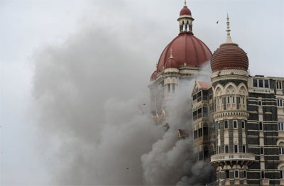 Polcia indiana diz que chegou ao fim cerco a terroristas 