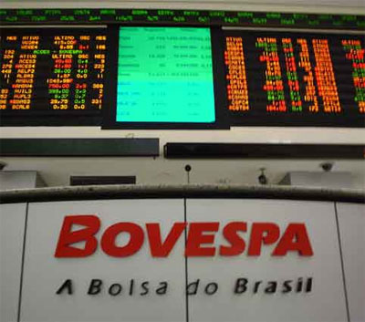Pressionada por commodities, Bovespa cai 1,85%