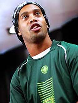 Ronaldinho diz que voltar a ser o melhor