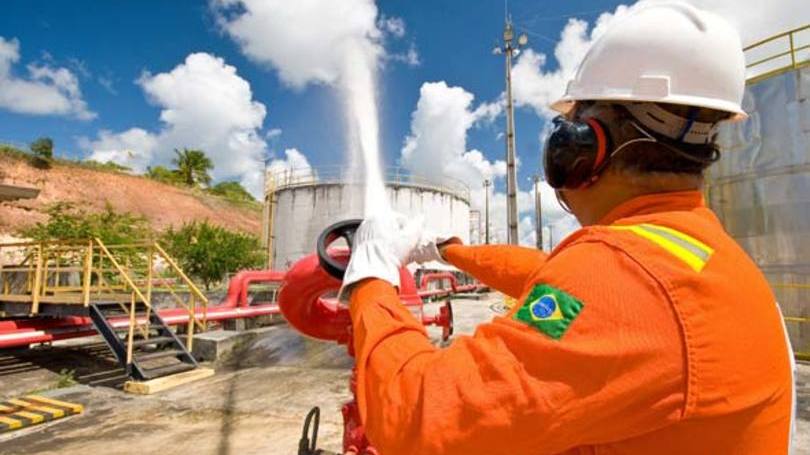 Petrobras  uma das 20 empresas mais poluidoras do mundo