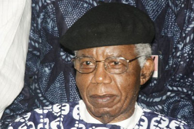 Morre nigeriano Chinua Achebe, 