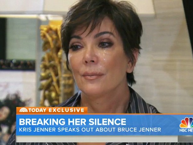 Me de Kim Kardashian se emociona ao falar sobre Bruce Jenne