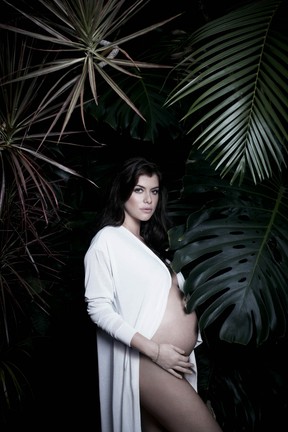 Alinne Moraes d  luz seu primeiro filho
