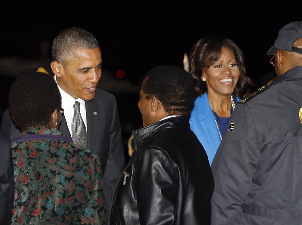 Famlia Obama se reunir com famlia Mandela