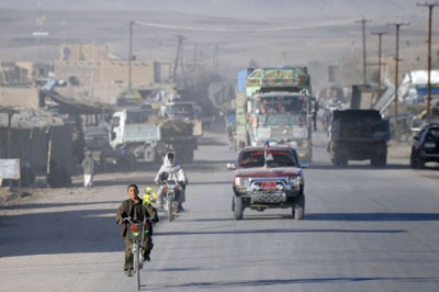 Exploso mata 10 civis no sul do Afeganisto  