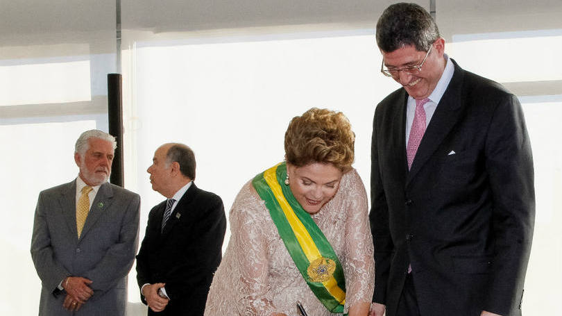 Mercadante manifesta insatisfao de Dilma com fala de Levy