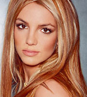 Ex: Primeiro cara de Britney guarda suti preto
