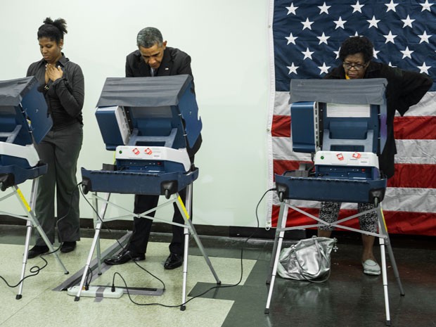 Obama vota antecipadamente em Chicago para eleies