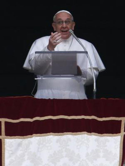 Papa quebra protocolo celebrar missa em centro penal de menores  