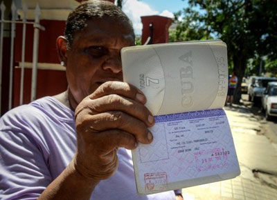 Cuba: lei que permite viajar sem pedir ao governo entra em vigor  