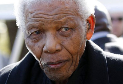 Estado de sade de Mandela permanece 