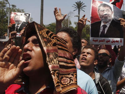 Egito: represso de protesto pr-Mursi deixa ao menos 3 mortos 