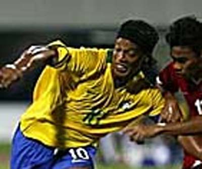 Ronaldinho Gacho diz que teve sorte no seu gol