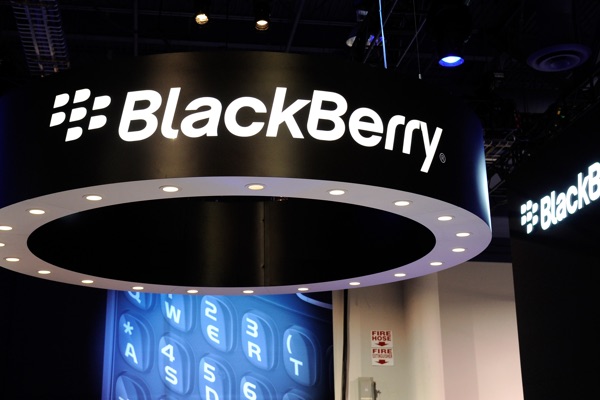 Samsung e BlackBerry negam notcia sobre acordo de compra