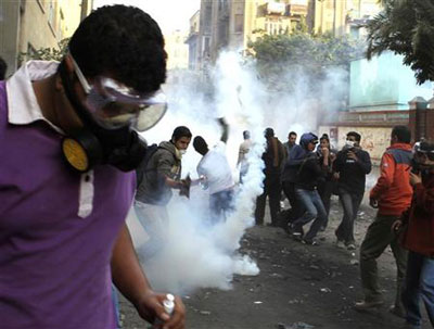 Chega a 33 nmero de mortos em confrontos no Egito