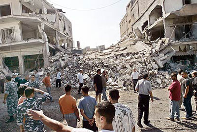 Guerra sria se espalha ao Lbano e deixa 8 mortos