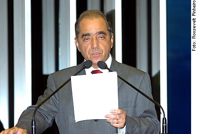 Roberto Cavalcanti assume a vaga de Jos Maranho no Senado