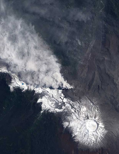 Satlite fotografa vulco no Chile