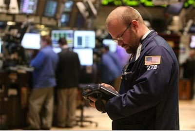 Wall Street fecha em baixa 