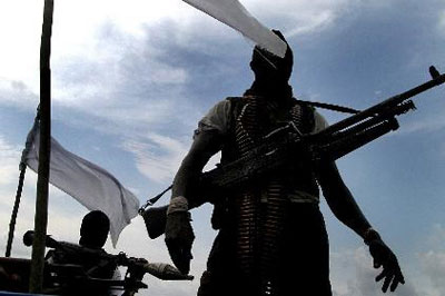 Milcia armada nigeriana mata 20 policiais no centro do pas