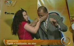 Deputada do partido de Chvez invade TV e ataca jornalista 