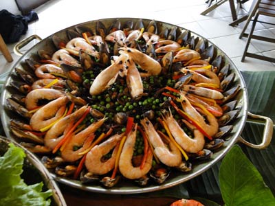 Delcias com sabor de frutos do mar em Iriri
