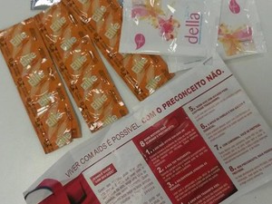 Cabo Frio, RJ, faz campanha contra AIDS e distribui kit para