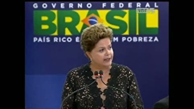 Dilma d posse a seis novos ministros no Palcio do Planalto