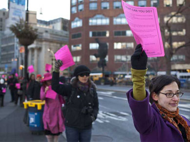 Protesto contra desemprego forma fila de quase 5 km em Nova York