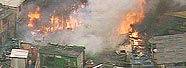 Incndio atinge favela em Guarulhos