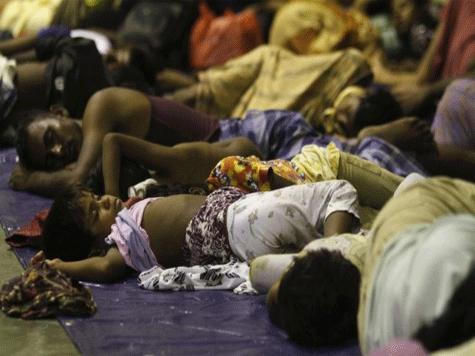 Cerca de 2.000 imigrantes resgatados em dois dias pela Indon