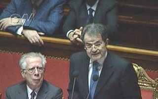 Prodi anuncia renncia ao governo da Itlia