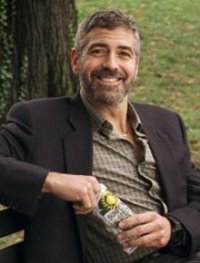 Remember: George Clooney reata com ex-namorada