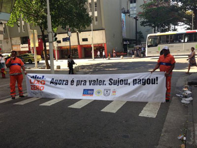 Rio: Lixo Zero chega a Copacabana e ter blitz para flagrar quem suja as ruas
