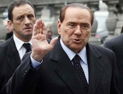 Berlusconi anuncia candidatura na Itlia